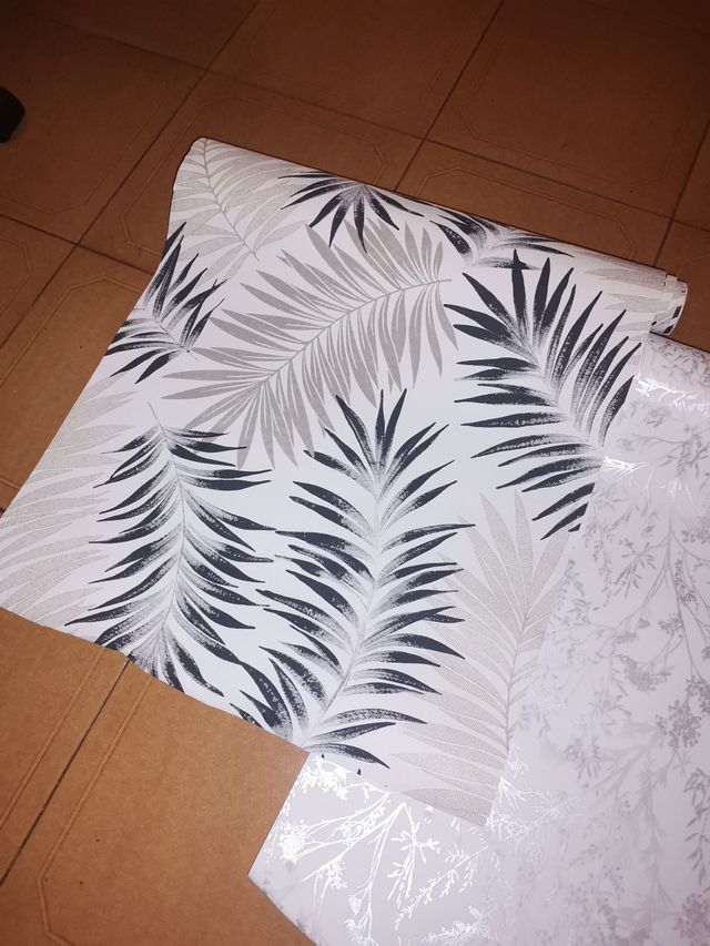 Papel pintado: 4 rollos decorativos