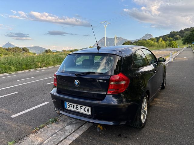 BMW Serie 118d 143CV