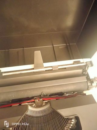Olivetti Lettera 42 - Máquina de escribir
