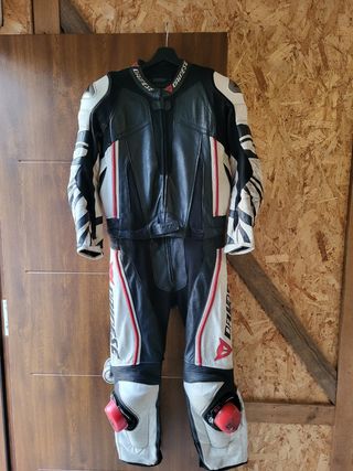 Mono piel Dainese 2 piezas