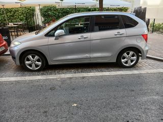 Honda FR-V 2006