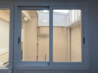 Ventana aluminio corredera 2 hojas