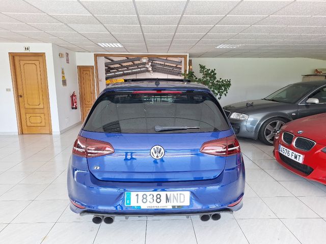 Volkswagen Golf R300 2016