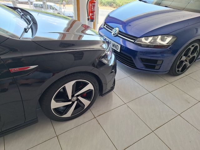Volkswagen Golf R300 2016