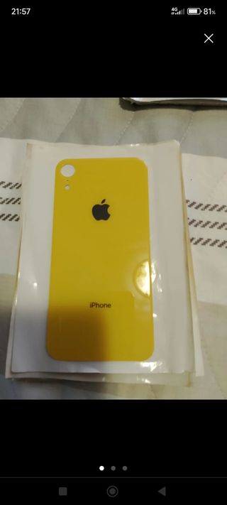 Cover posteriore per iPhone XR gialla
