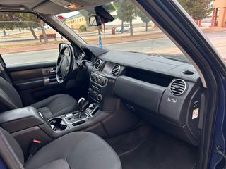 Land Rover Discovery 2011
