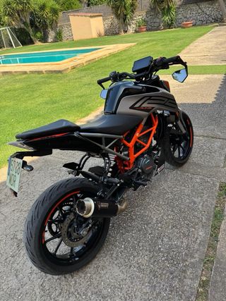 KTM Duke 125 - Moto Impecable
