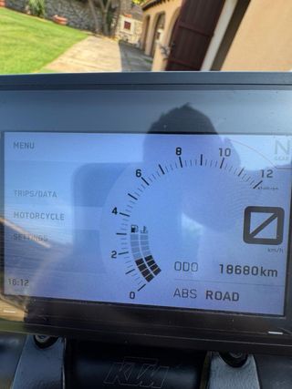 KTM Duke 125 - Moto Impecable
