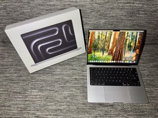 MacBook Pro 14” - M3 - 1TB - 16GB RAM - Garantía
