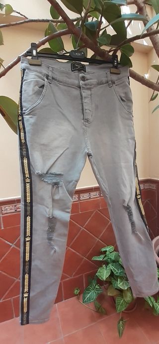 Jeans grises rotos 