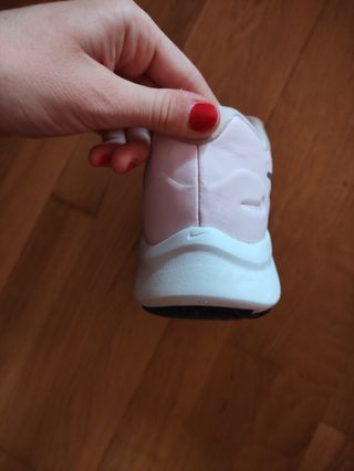 Zapatillas Nike rosas número 38