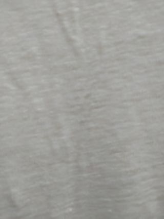 Camiseta rosa clarito de punto de lino con botones