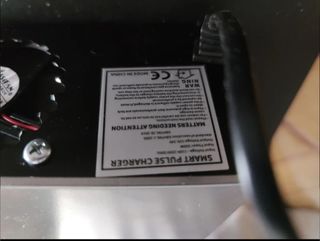 Cargador baterías AJ-619K  