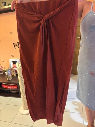 Falda midi Pull&Bear marrón - Talla L