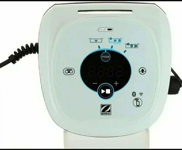 ROBOT LIMPIAFONDOS PISCINA ZODIAC RE 4400 IQ.