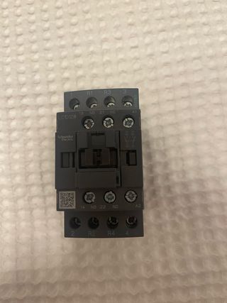 Contactor Schneider Tesys D 4 polos
