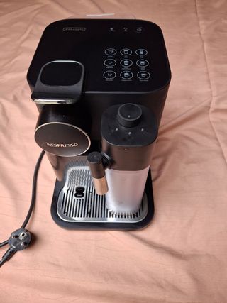 Macchina caffè Nespresso DeLonghi