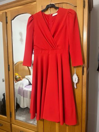 Vestido rojo fiesta midi