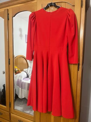 Vestido rojo fiesta midi