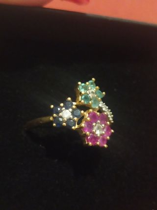 Anillo oro 18k, diamantes rubí esmeraldas zafiros
