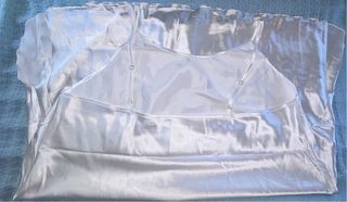 Camison tipo seda mujer blancos y verde . pack 