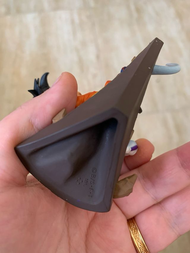 Figura Goku vs. Freezer Megahouse