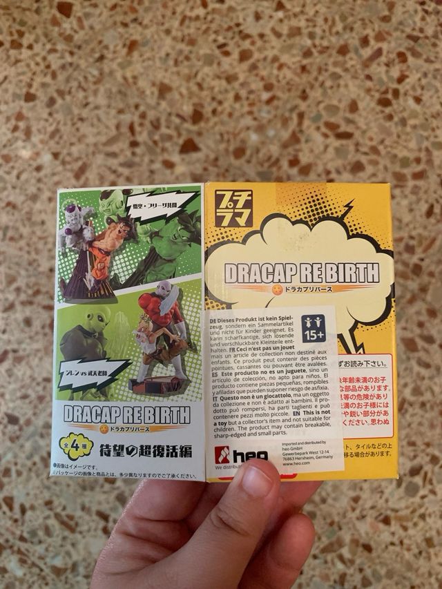 Figura Goku vs. Freezer Megahouse