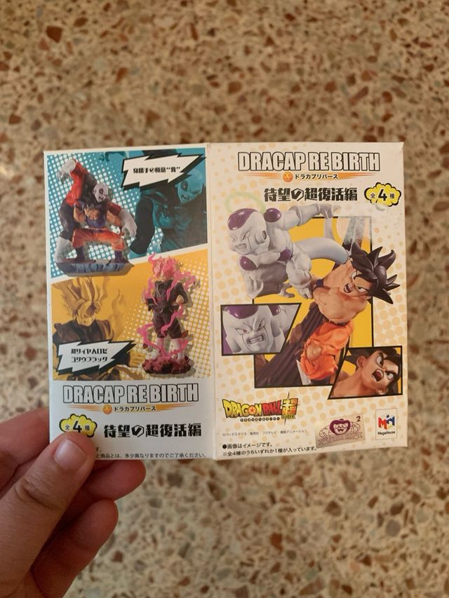 Figura Goku vs. Freezer Megahouse