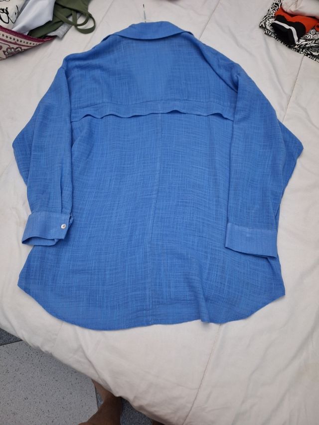 Blusa Pull&Bear azul