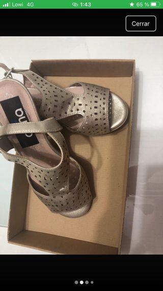 Sandalias doradas mujer