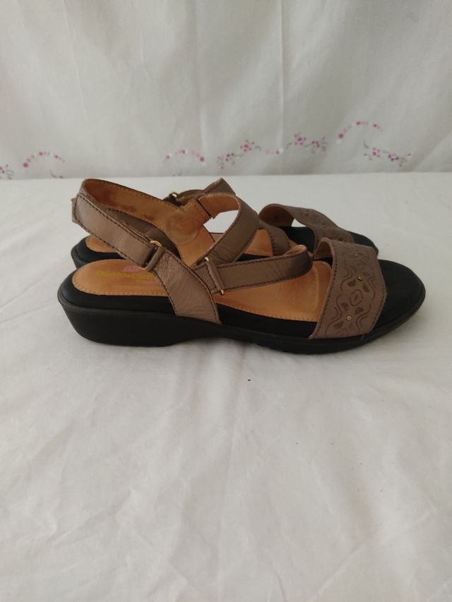 Sandalias Piel Marrón