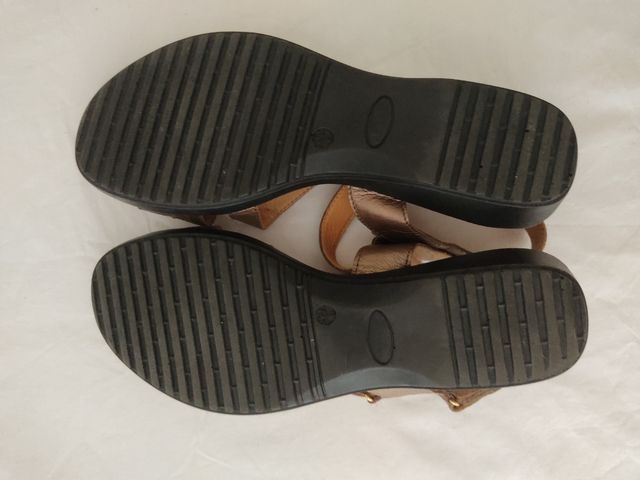 Sandalias Piel Marrón