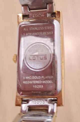 Reloj Lotus Oro Mujer Esfera Cuadrada