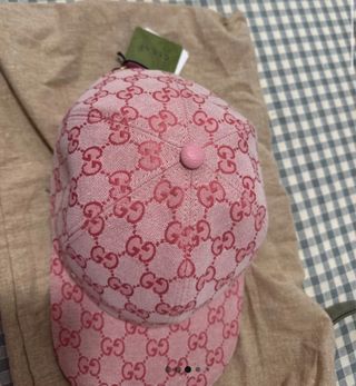 Gorra Gucci rosa GG