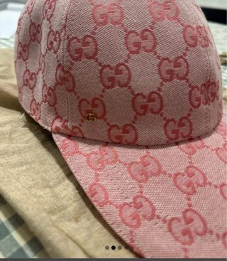 Gorra Gucci rosa GG