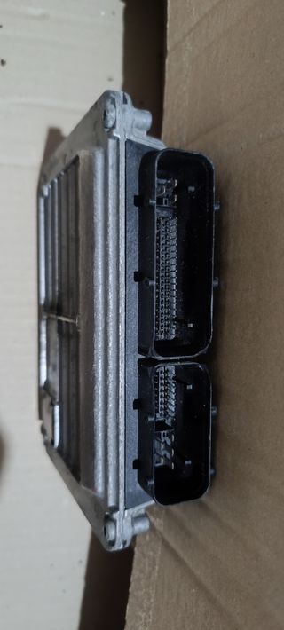 Centralita Siemens 06A906033J