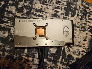 Disipador MSI GeForce RTX 4090 Suprim X Liquid