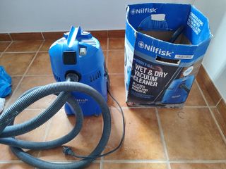 Nilfisk Buddy II 18T - Aspiradora mojada y seca