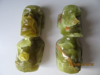 2 Statue Moai di Onice Verde