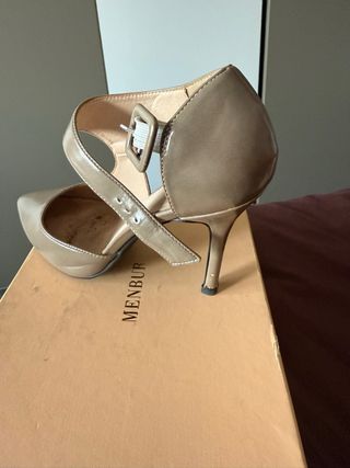 Zapatos tacón beige fiesta