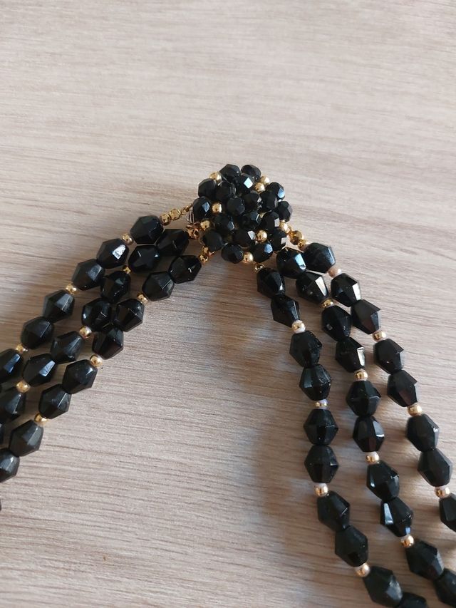 Collar 3 hileras blanco y negro