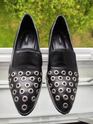 Zapatos Uterqüe negros