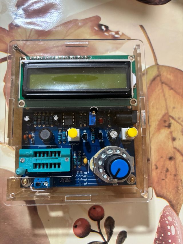 Comprobador de componentes electrónicos