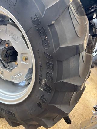 Tractor Lovol M404 - Cabina