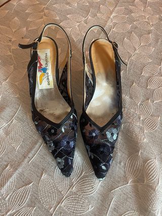 Zapatos fiesta negros encaje