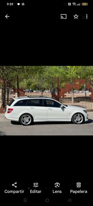 Se vende o cambio por furgoneta Mercedes-Benz c220
