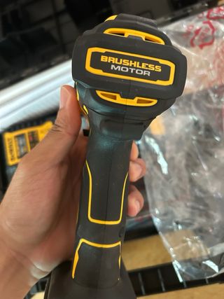Taladro Dewalt 18V XR