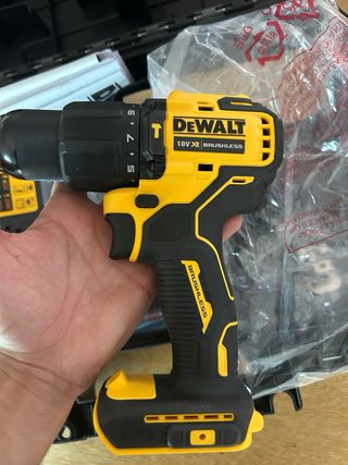 Taladro Dewalt 18V XR