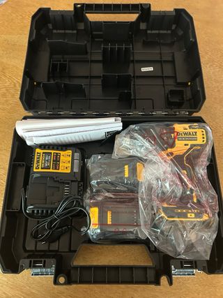 Taladro Dewalt 18V XR