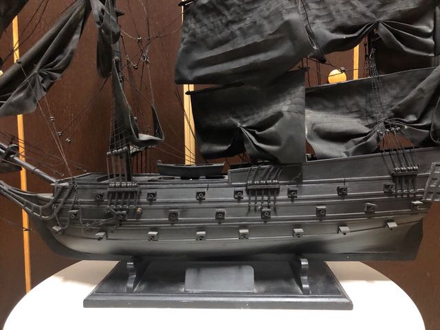 Maqueta Barco Negro
